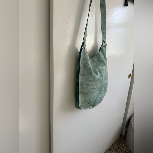 Elegant Green Fringe Shoulder Bag and crossbody bag leather bag - Picture 11 of 16